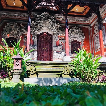 Local Family House Hotel Gianyar  Bagian luar foto