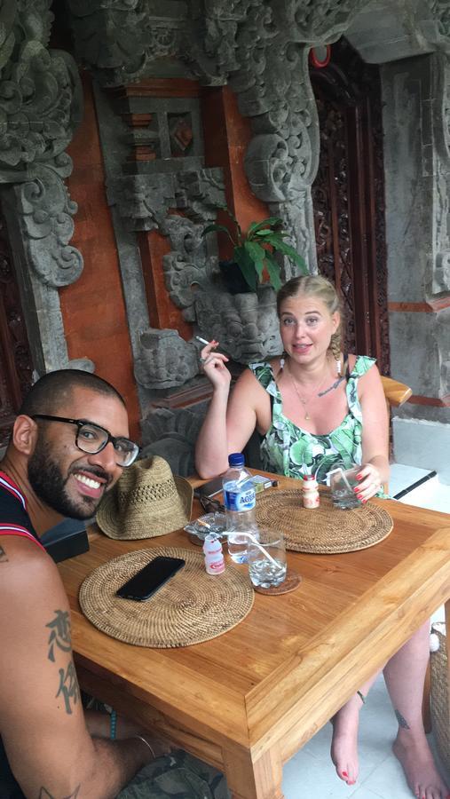 Local Family House Hotel Gianyar  Bagian luar foto