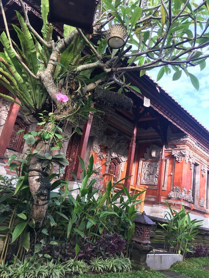 Local Family House Hotel Gianyar  Bagian luar foto