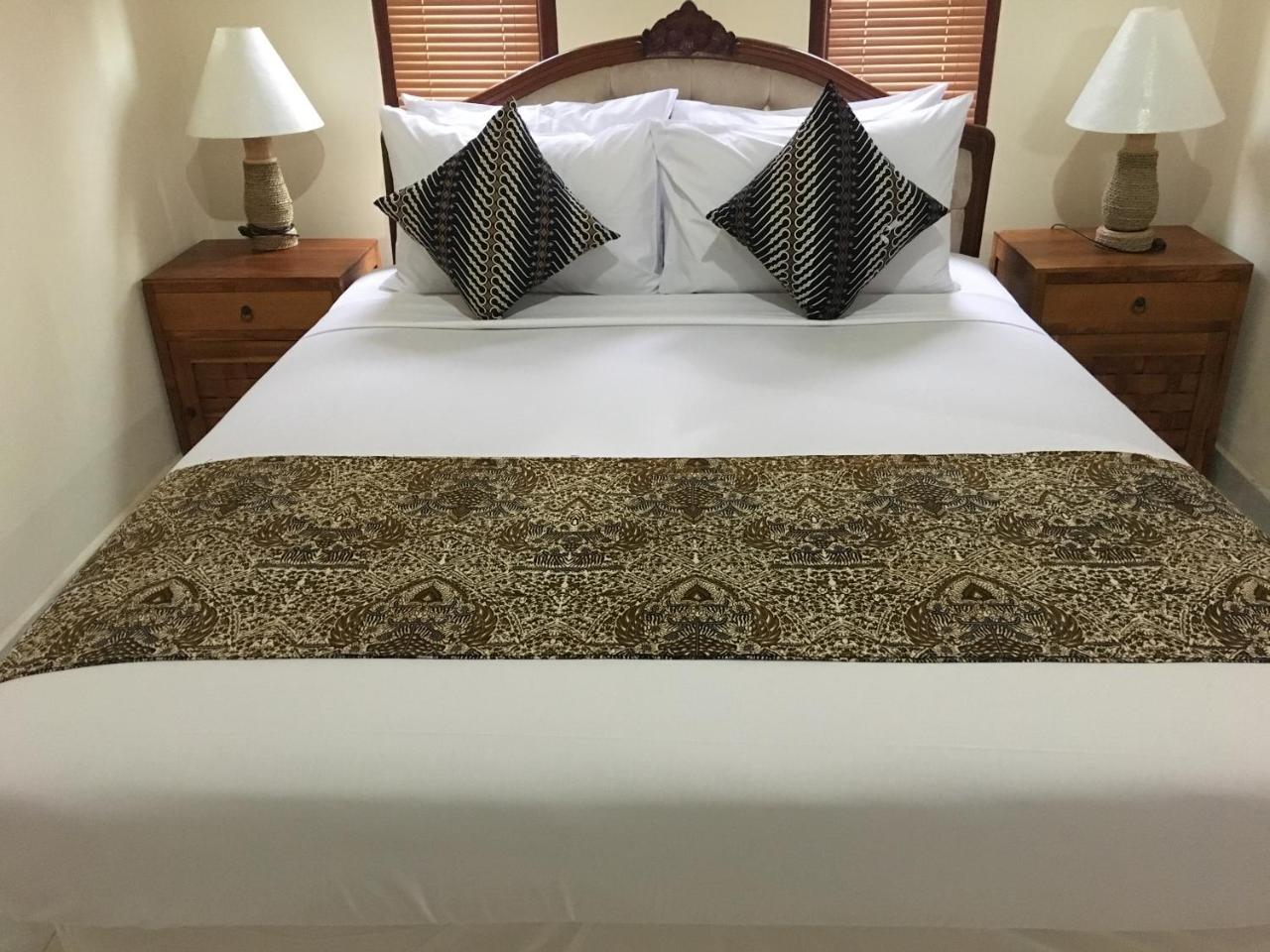 Local Family House Hotel Gianyar  Bagian luar foto